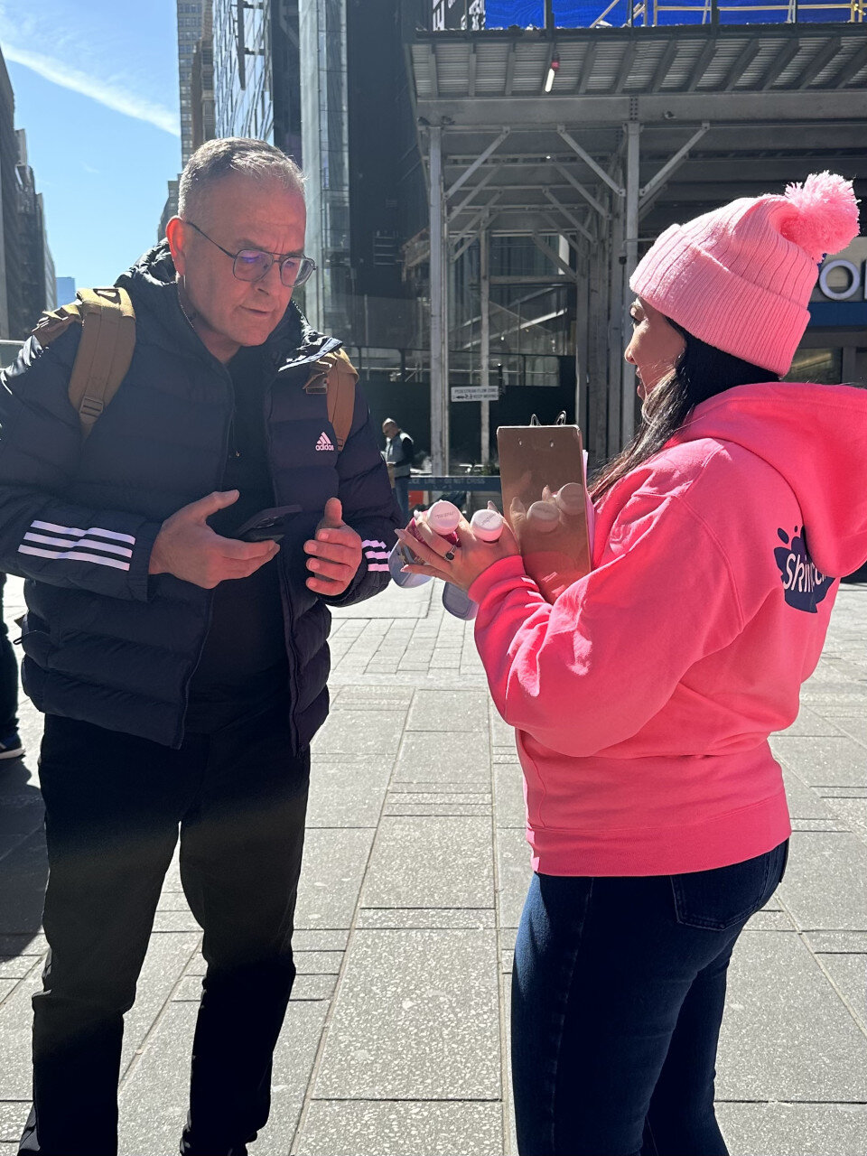 Skinny Mixes - NYC Street Sampling Blitz street team activation, photo 5 of 8